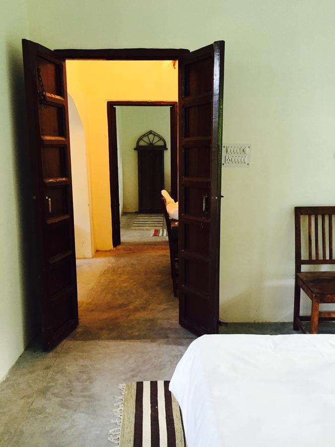 Rishis International Hotel Bijni Esterno foto